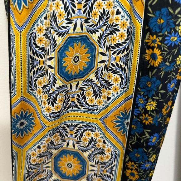 Johnny Was Silk Blend Print Joggers - Picture 5 of 8